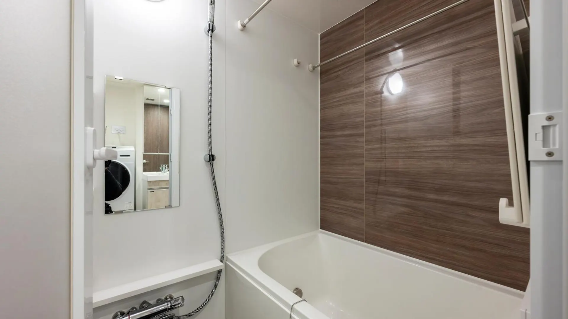 Morpheus Apartment Sapporo Japan
